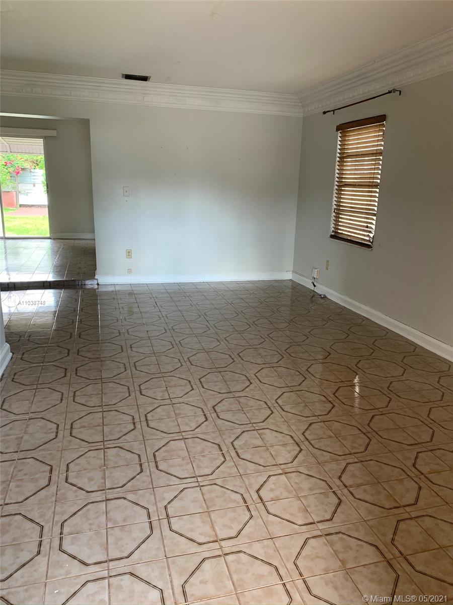 See details / 1608 sq. ft. $ 2021-05-07 0 Photo