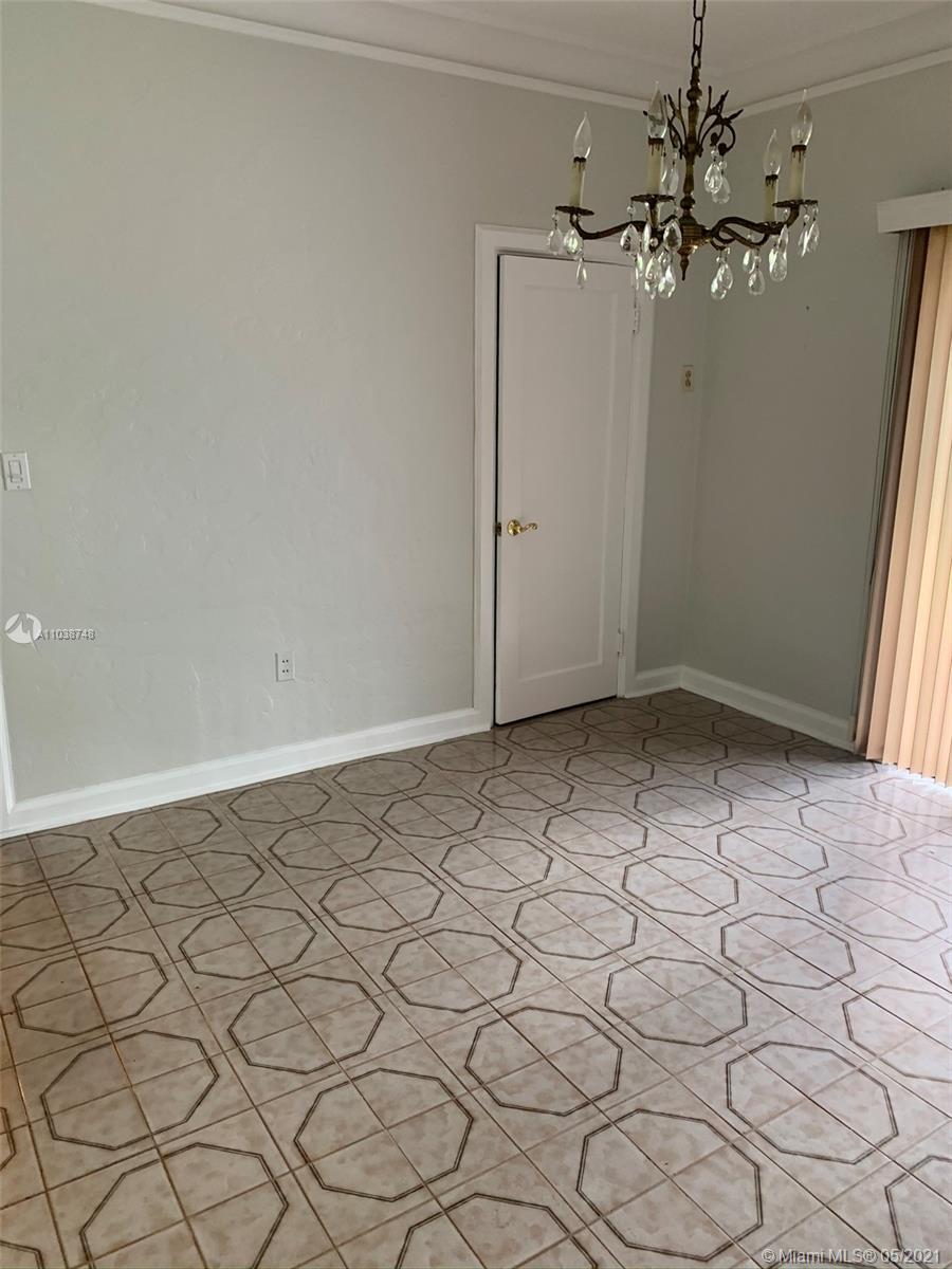 See details / 1608 sq. ft. $ 2021-05-07 0 Photo