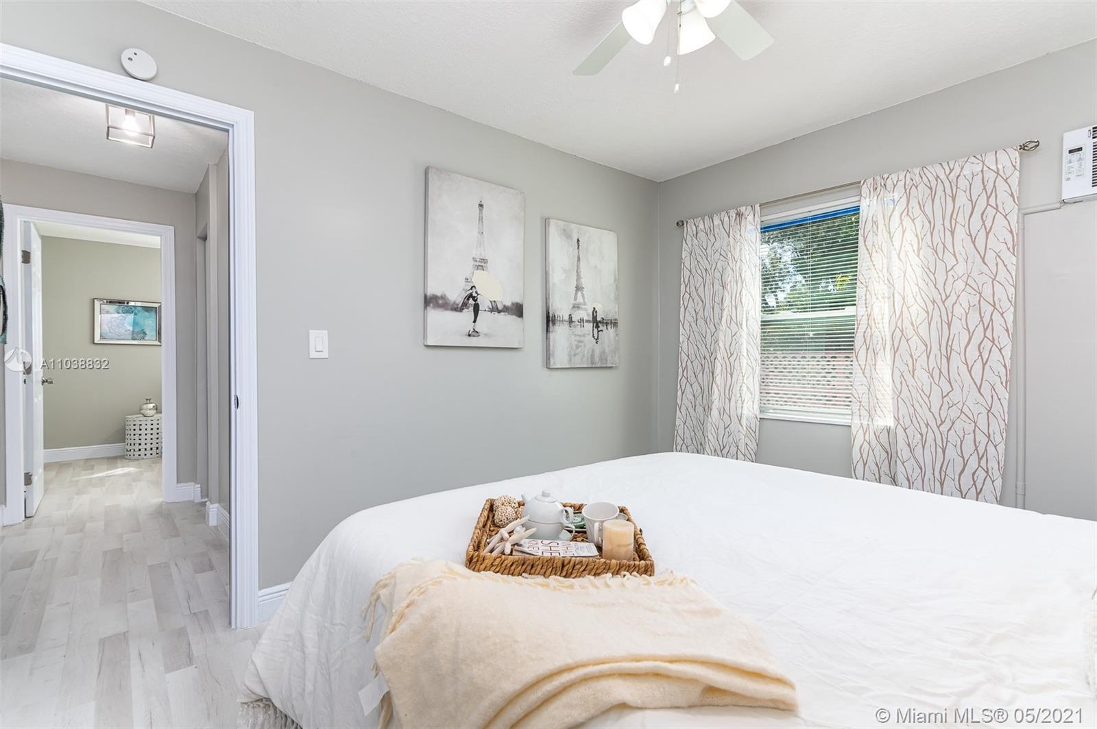 See details / 1160 sq. ft. $ 2021-05-17 0 Photo