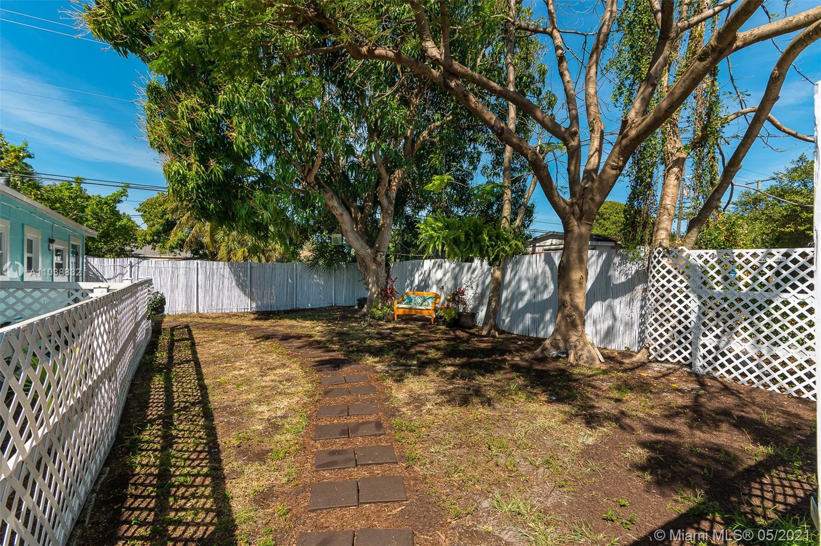See details / 1160 sq. ft. $ 2021-05-17 0 Photo