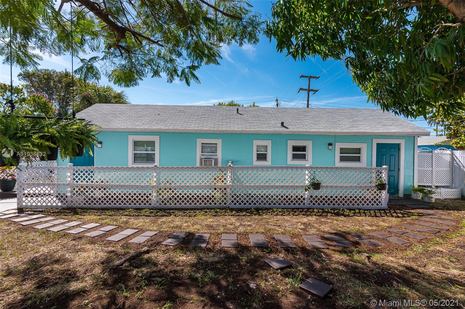 See details / 1160 sq. ft. $ 2021-05-17 0 Photo