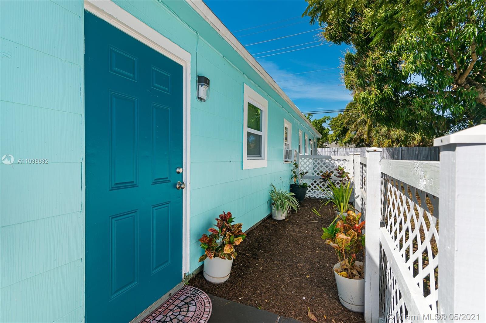 See details / 1160 sq. ft. $ 2021-05-17 0 Photo