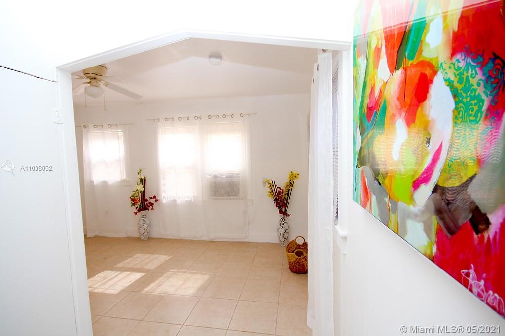 See details / 1160 sq. ft. $ 2021-05-17 0 Photo