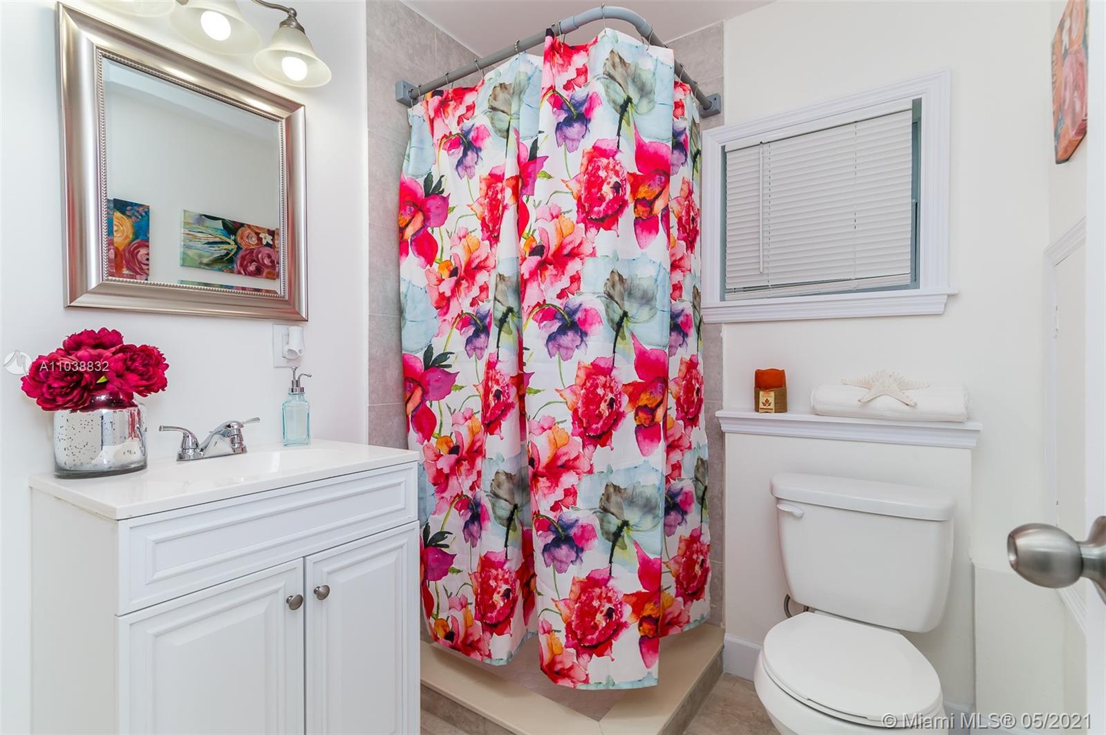 See details / 1160 sq. ft. $ 2021-05-17 0 Photo