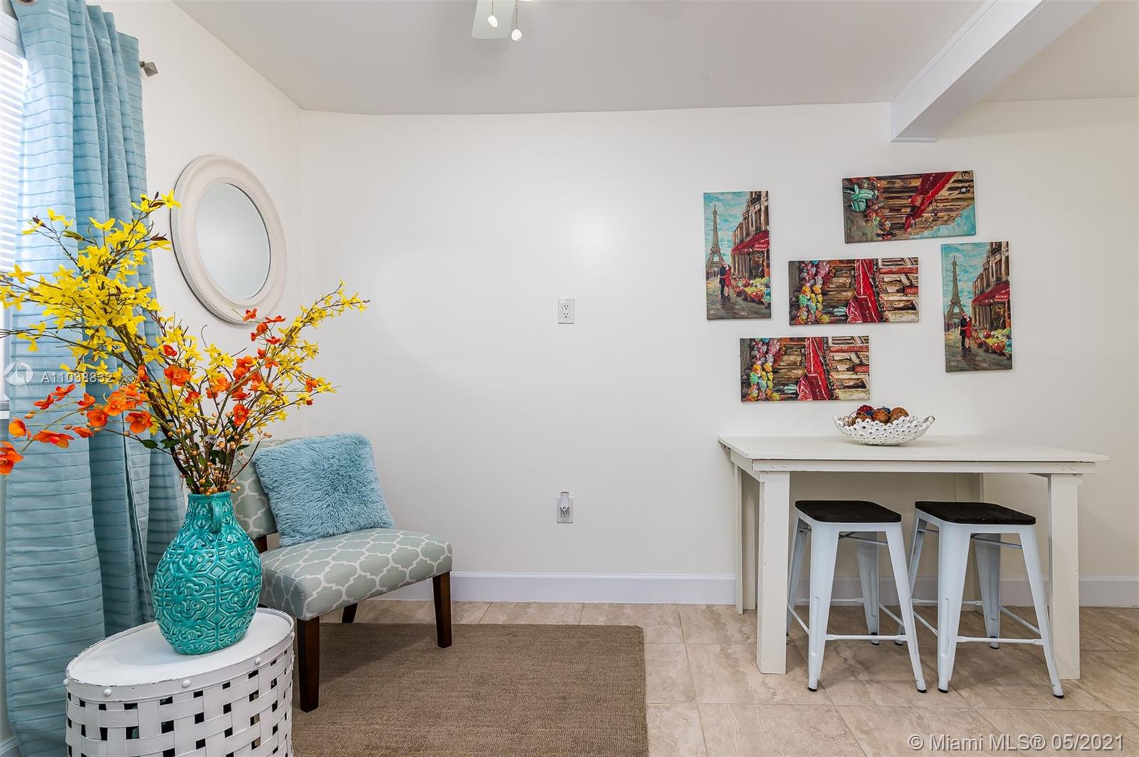 See details / 1160 sq. ft. $ 2021-05-17 0 Photo