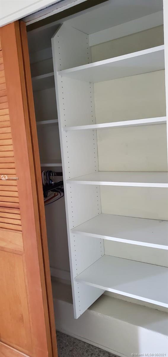 See details / 2318 sq. ft. $ 2021-05-25 0 Photo