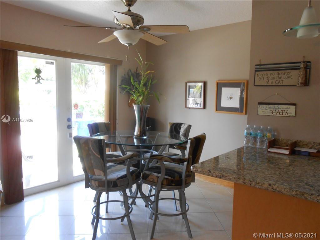 See details / 2318 sq. ft. $ 2021-05-25 0 Photo