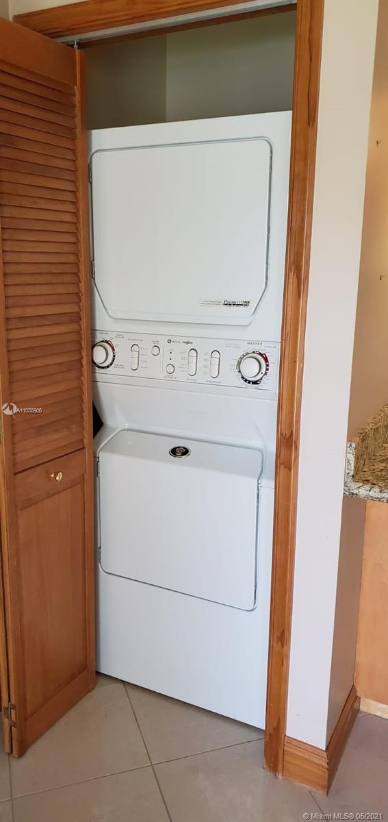 See details / 2318 sq. ft. $ 2021-05-25 0 Photo