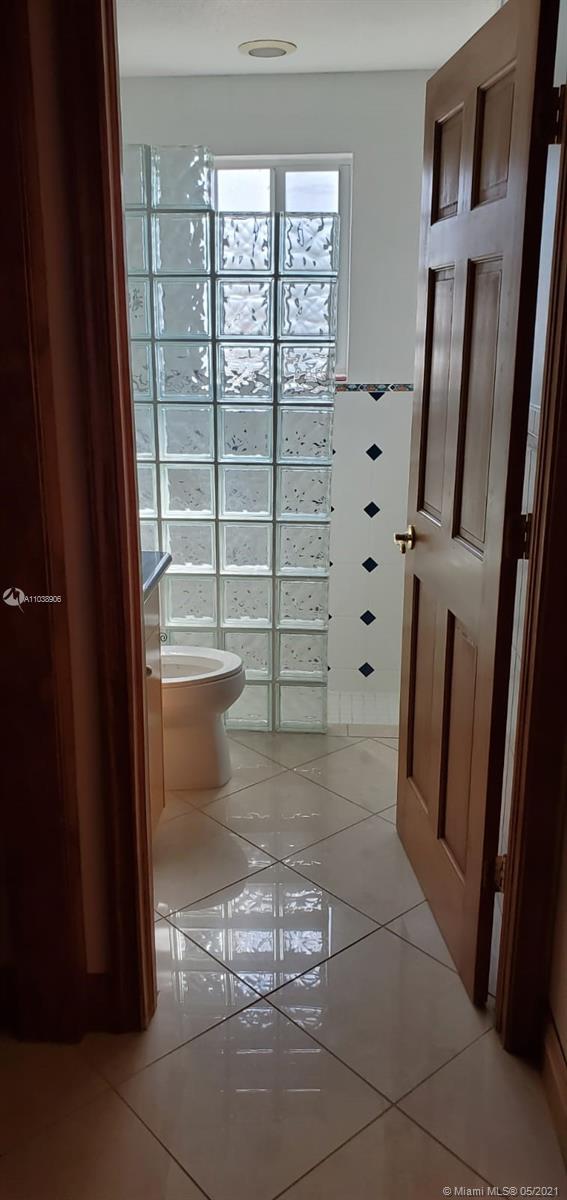 See details / 2318 sq. ft. $ 2021-05-25 0 Photo