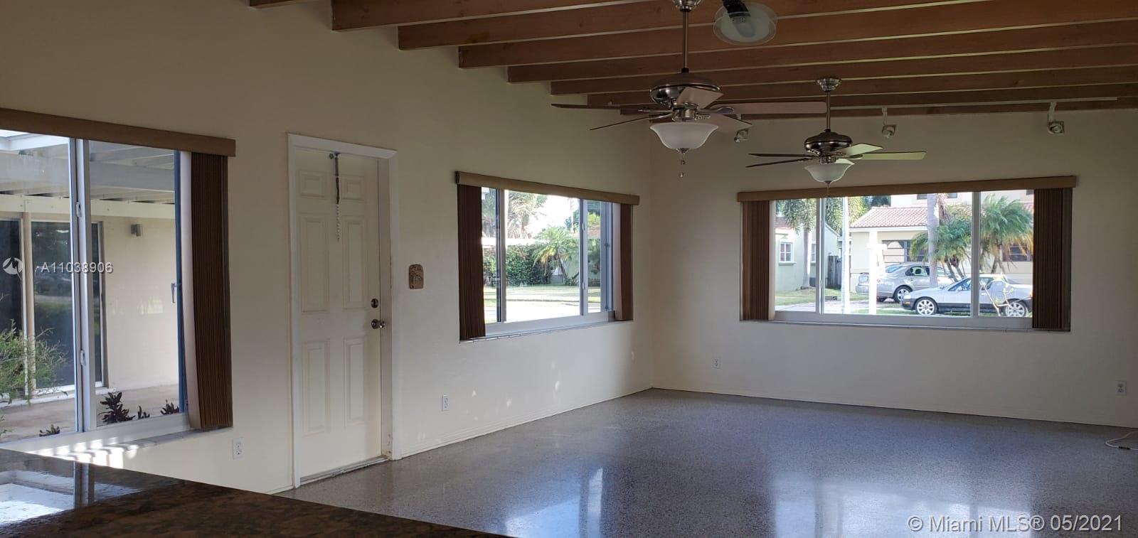 See details / 2318 sq. ft. $ 2021-05-25 0 Photo