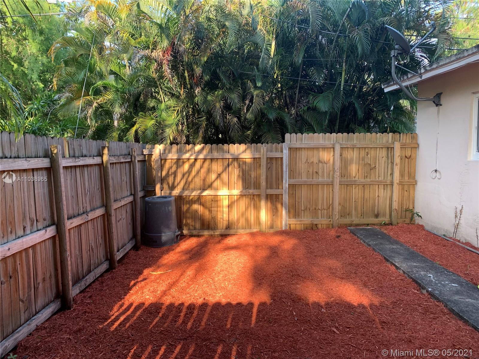 See details / 1554 sq. ft. $ 2021-05-07 0 Photo