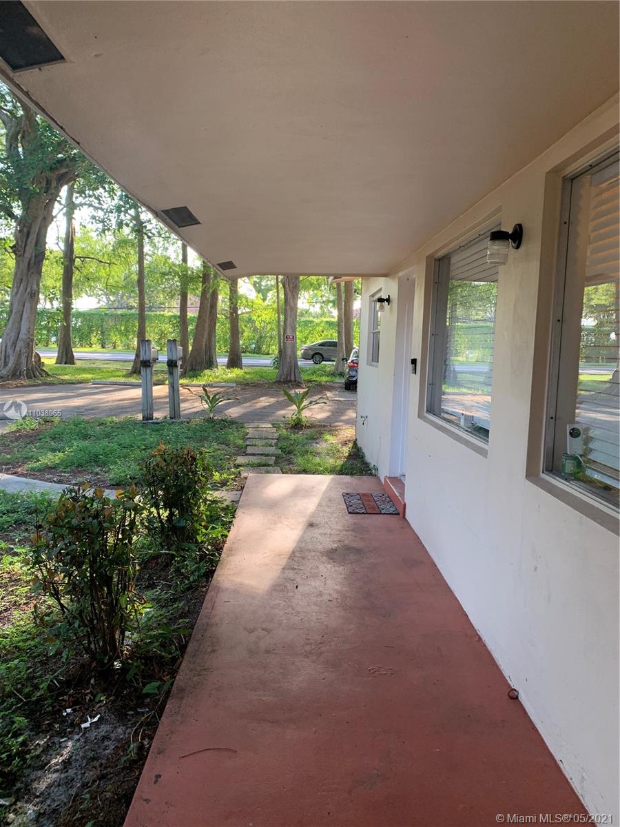 See details / 1554 sq. ft. $ 2021-05-07 0 Photo