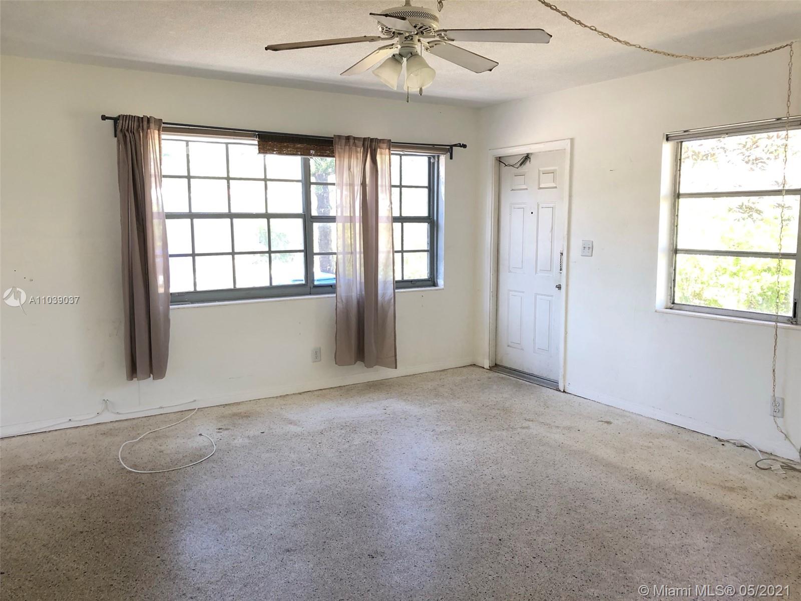 See details / 1799 sq. ft. $ 2021-05-07 0 Photo