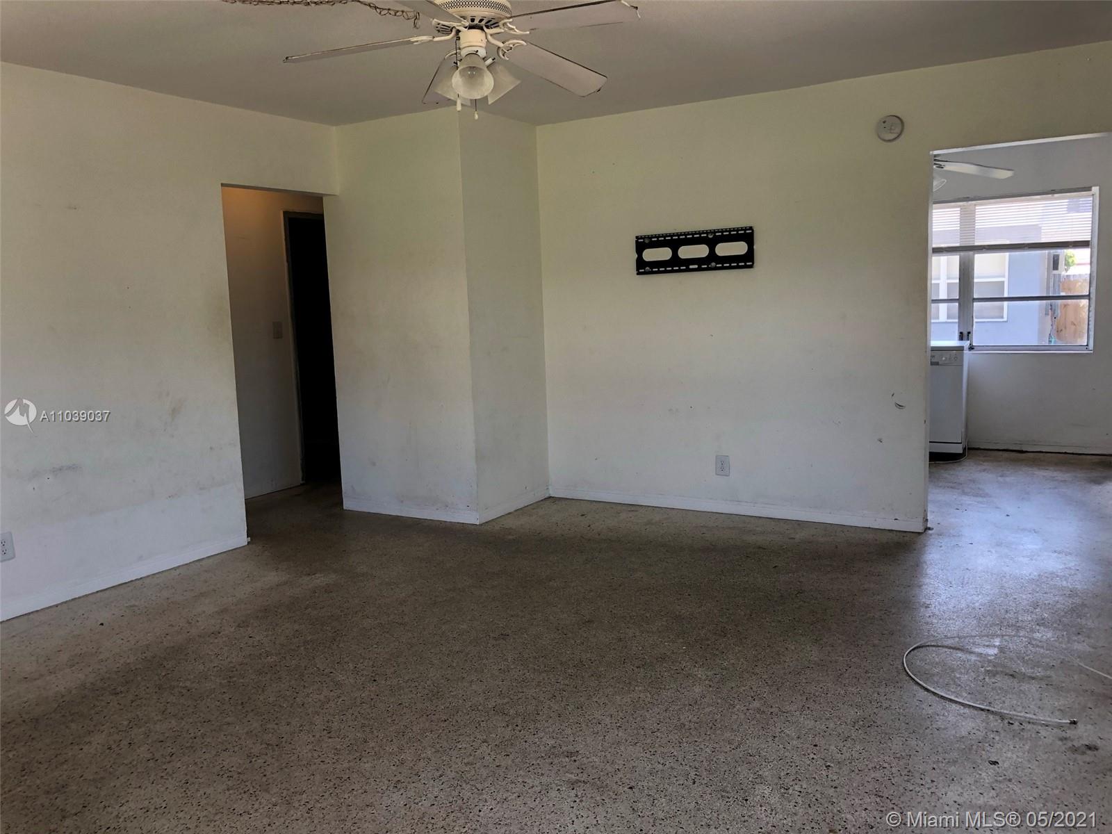 See details / 1799 sq. ft. $ 2021-05-07 0 Photo