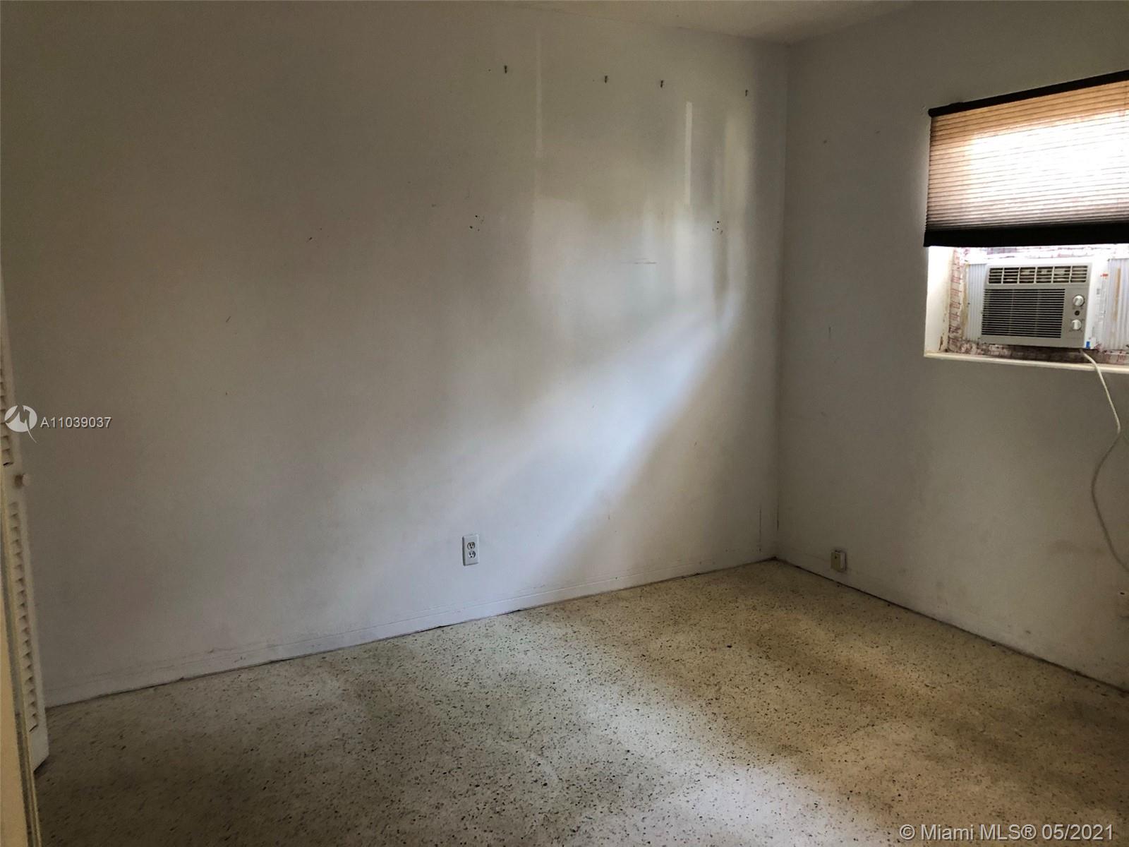 See details / 1799 sq. ft. $ 2021-05-07 0 Photo