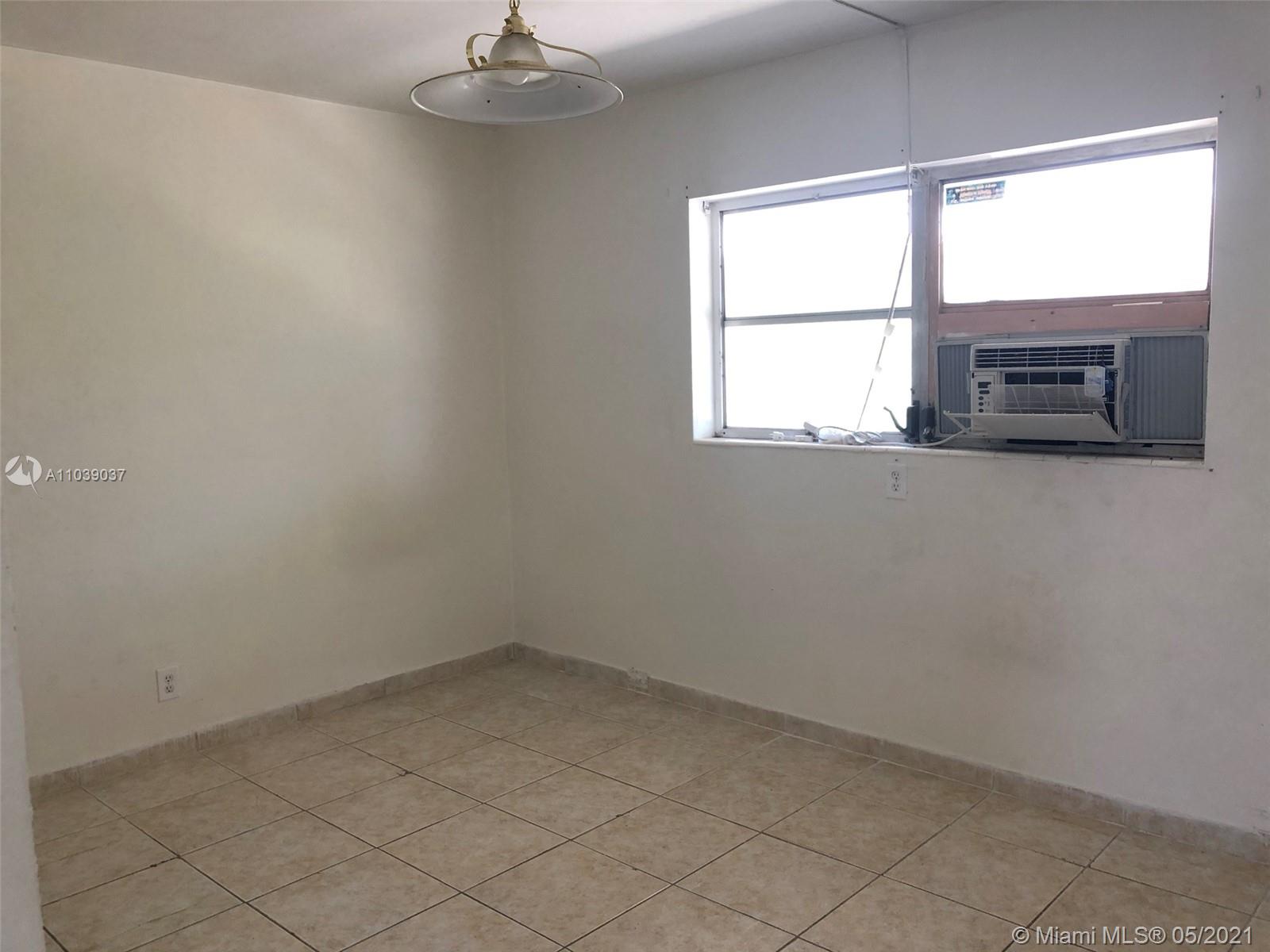 See details / 1799 sq. ft. $ 2021-05-07 0 Photo