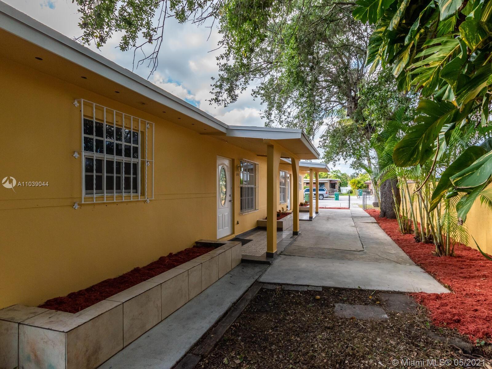 See details / 1260 sq. ft. $ 2021-05-07 0 Photo