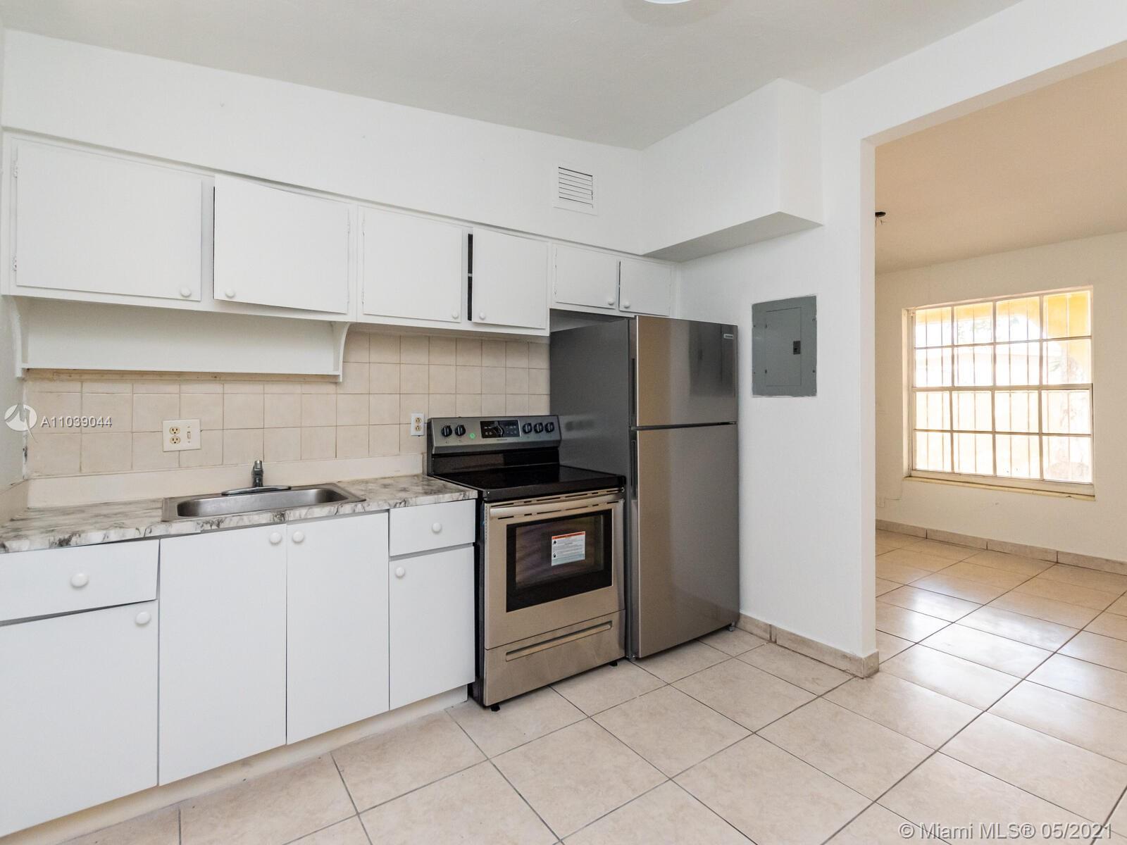 See details / 1260 sq. ft. $ 2021-05-07 0 Photo