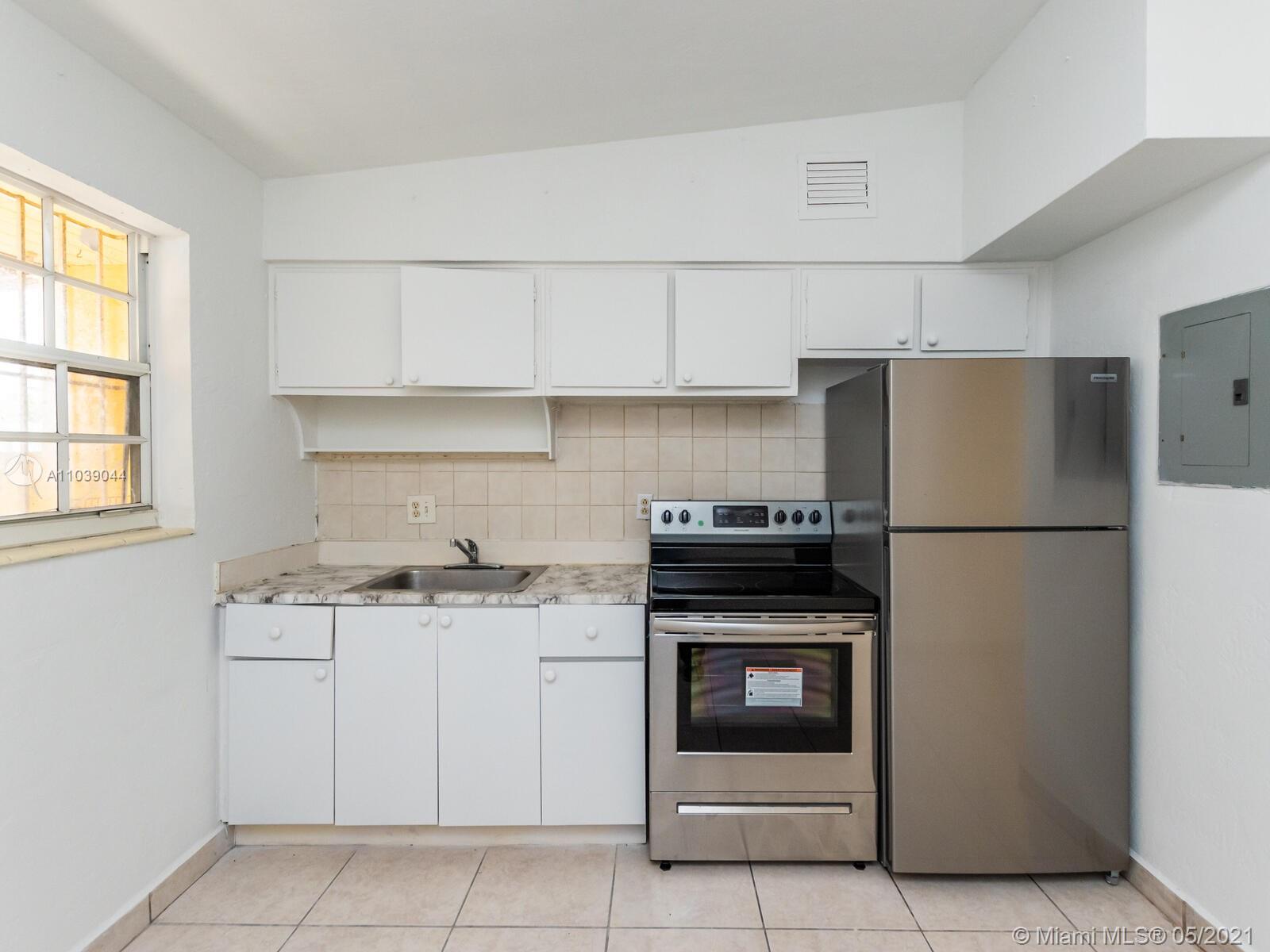 See details / 1260 sq. ft. $ 2021-05-07 0 Photo