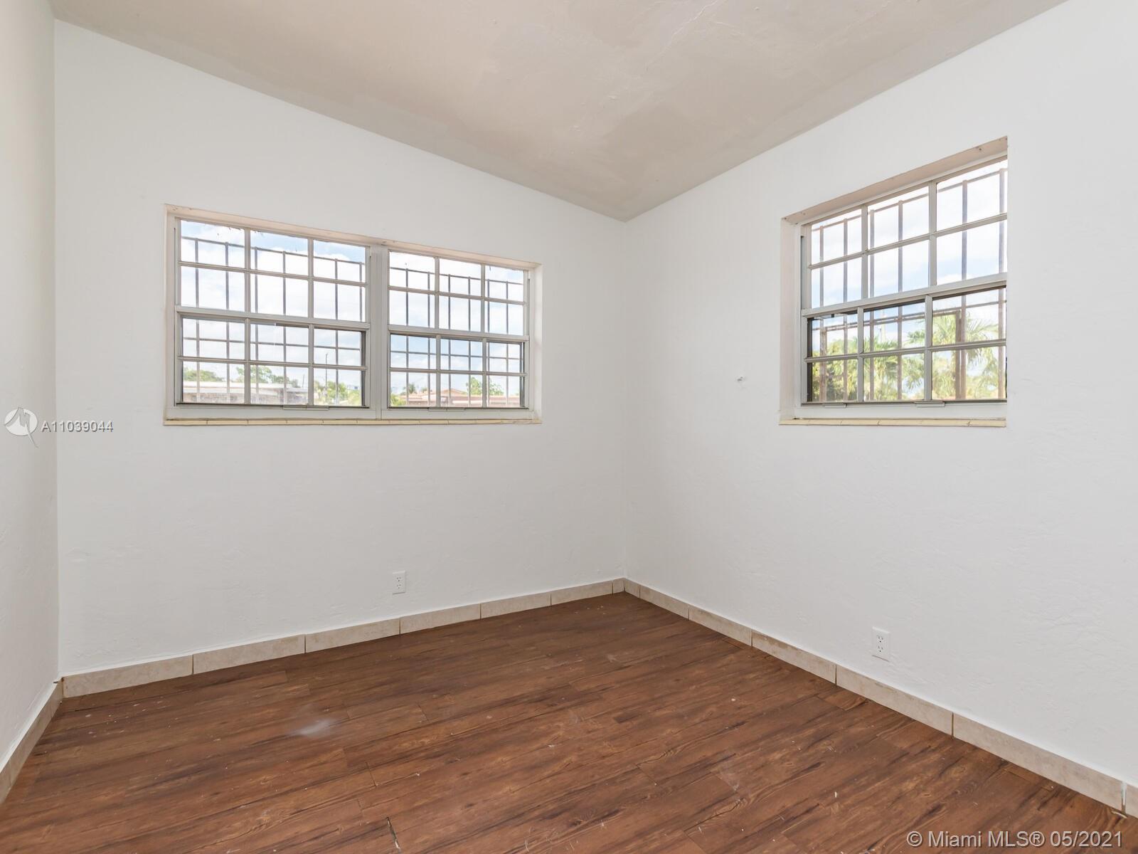 See details / 1260 sq. ft. $ 2021-05-07 0 Photo