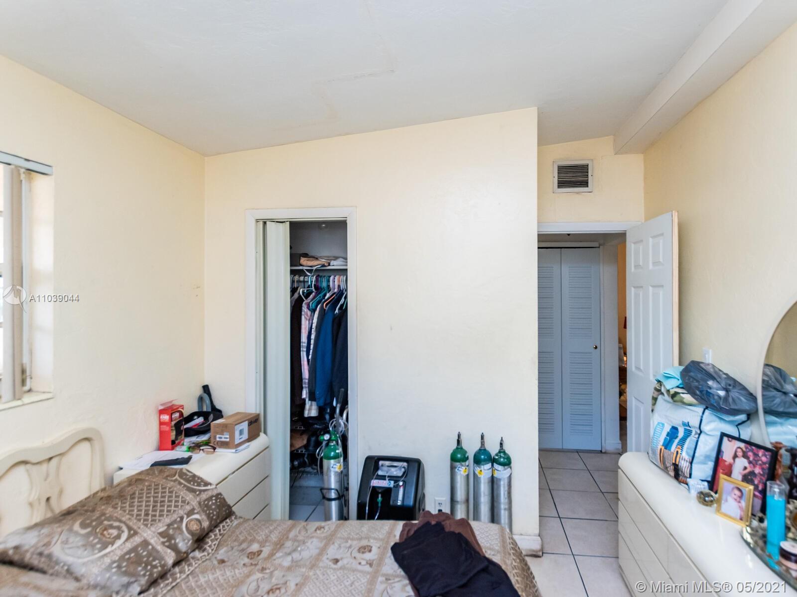 See details / 1260 sq. ft. $ 2021-05-07 0 Photo