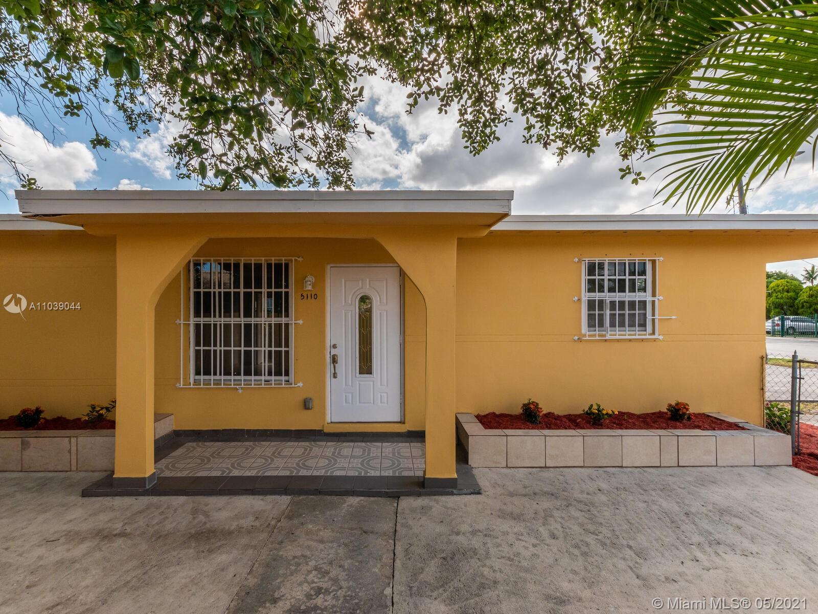 See details / 1260 sq. ft. $ 2021-05-07 0 Photo