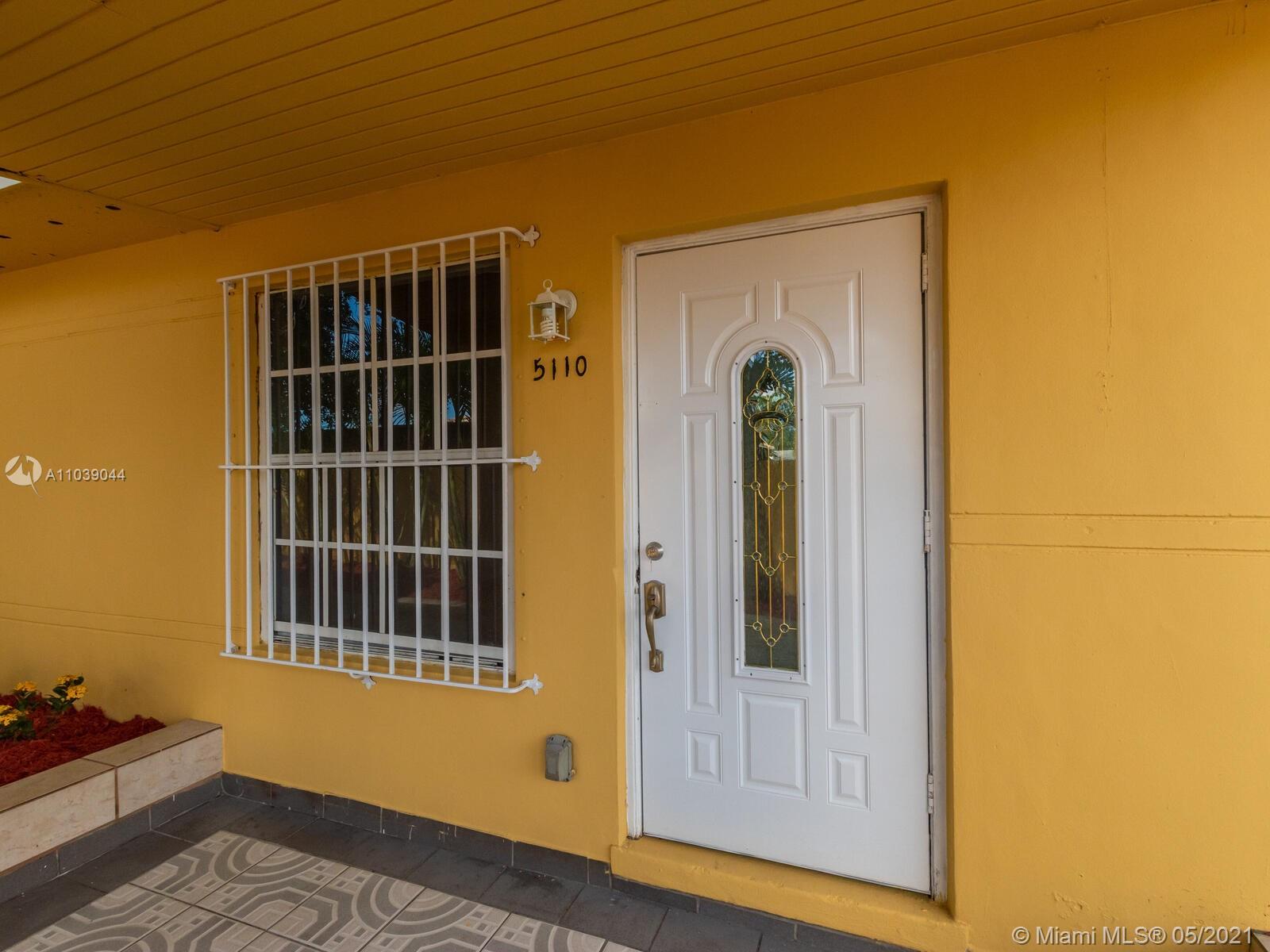 See details / 1260 sq. ft. $ 2021-05-07 0 Photo