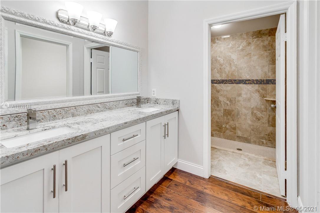 Ver detalles 3 / 2 1831 sq. ft. $ 2021-05-12 0 foto