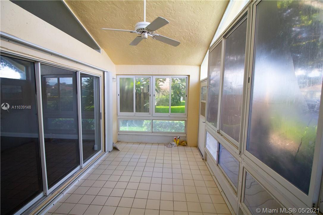 Ver detalles 3 / 2 1831 sq. ft. $ 2021-05-12 0 foto