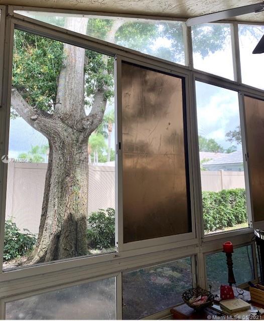 Ver detalles 3 / 2 1831 sq. ft. $ 2021-05-12 0 foto