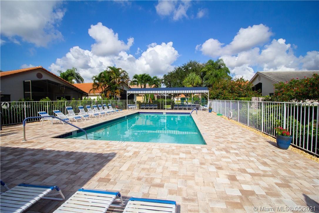 Ver detalles 3 / 2 1831 sq. ft. $ 2021-05-12 0 foto