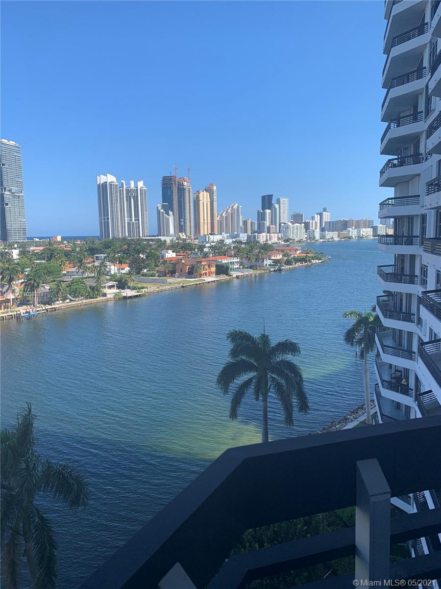 Photo of 19195 Mystic Pointe Dr #907, Aventura, Florida, 33180 - High rise right in the middle of Aventura and close to Aventura shopping.