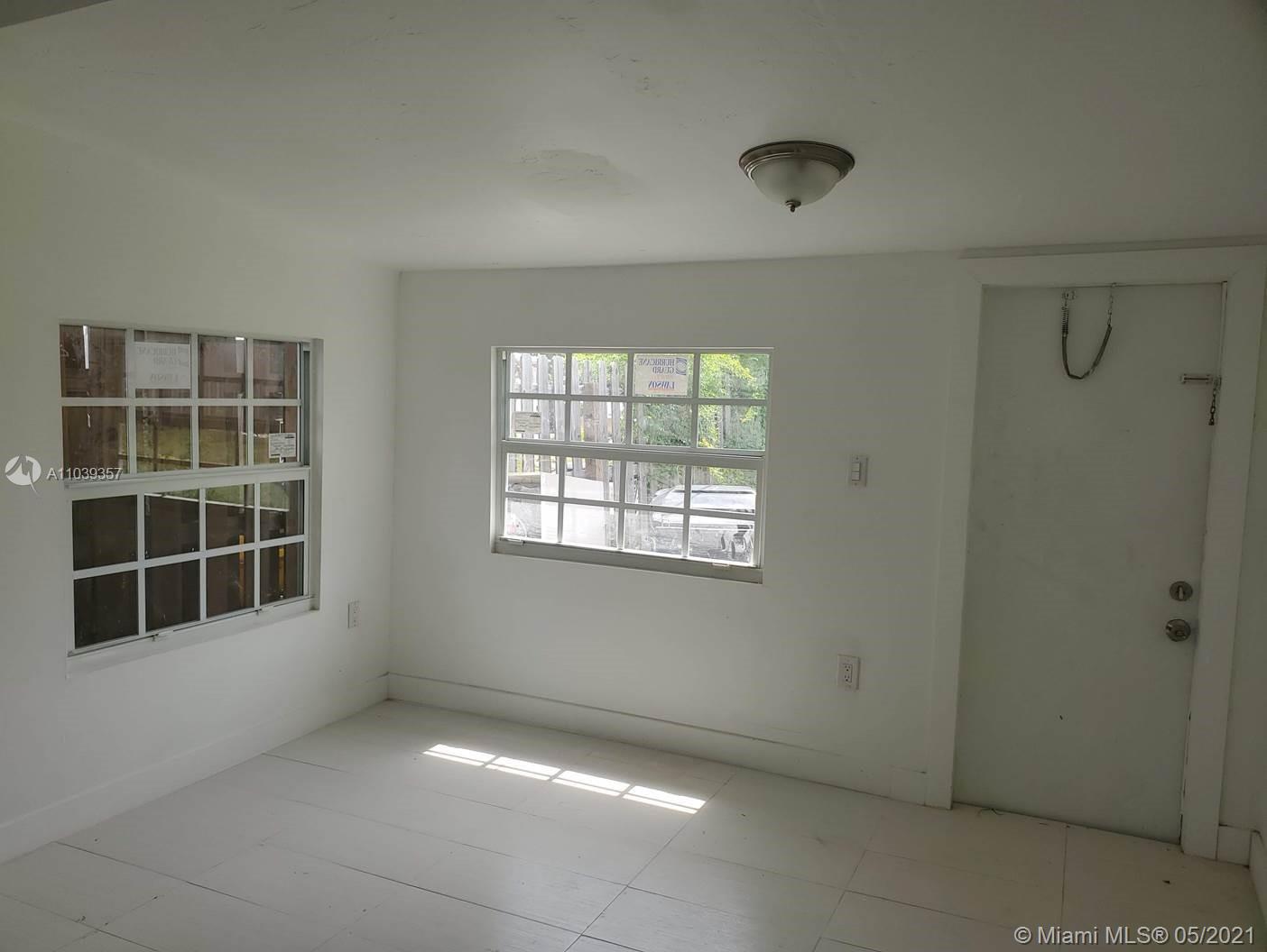 See details / 1582 sq. ft. $ 2021-05-08 0 Photo