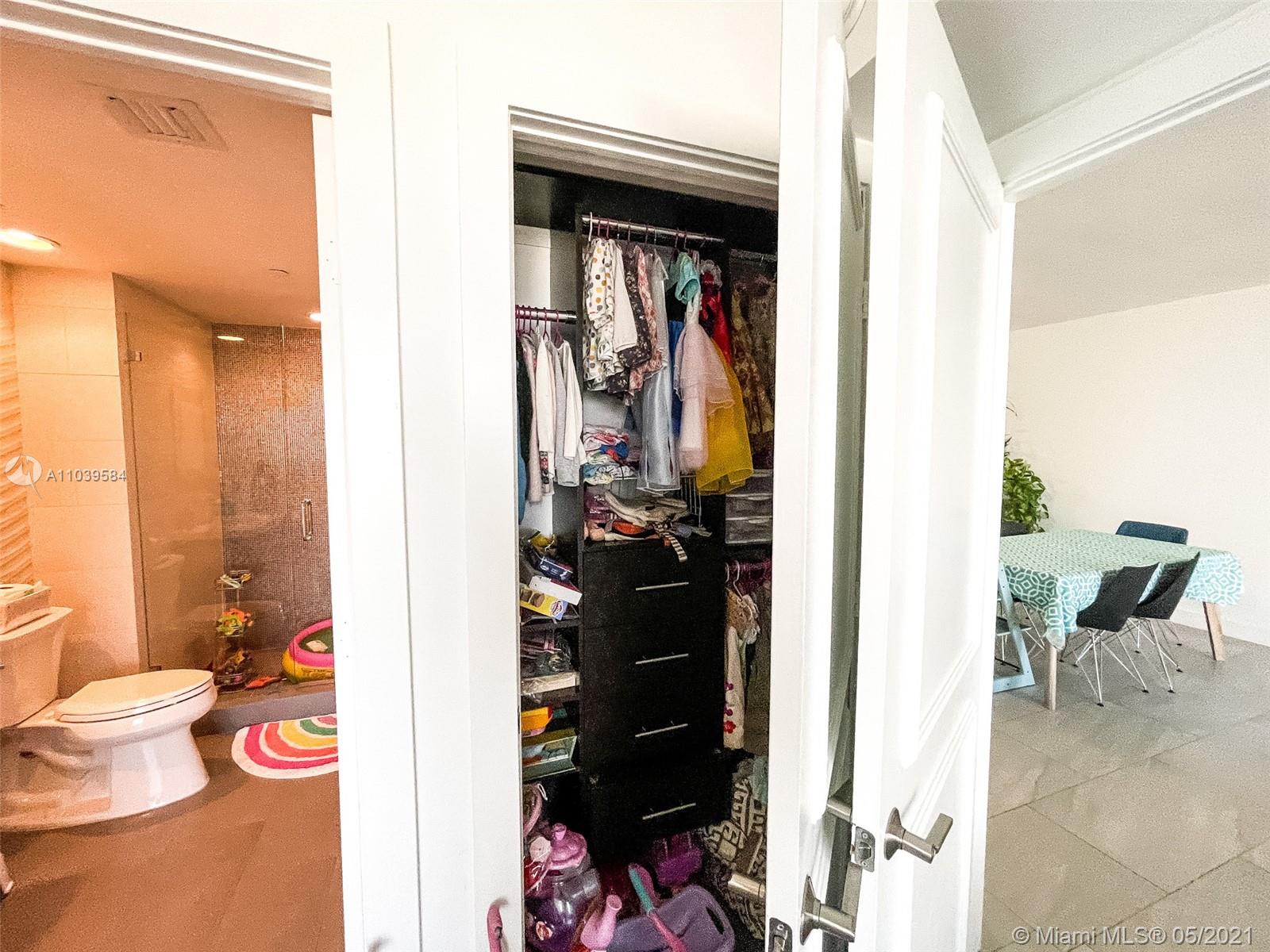 See details 2208 3 / 3 1571 sq. ft. $ 2021-05-17 0 Photo