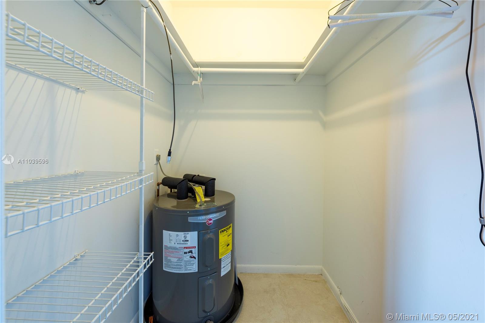 See details / 2485 sq. ft. $ 2021-05-09 0 Photo