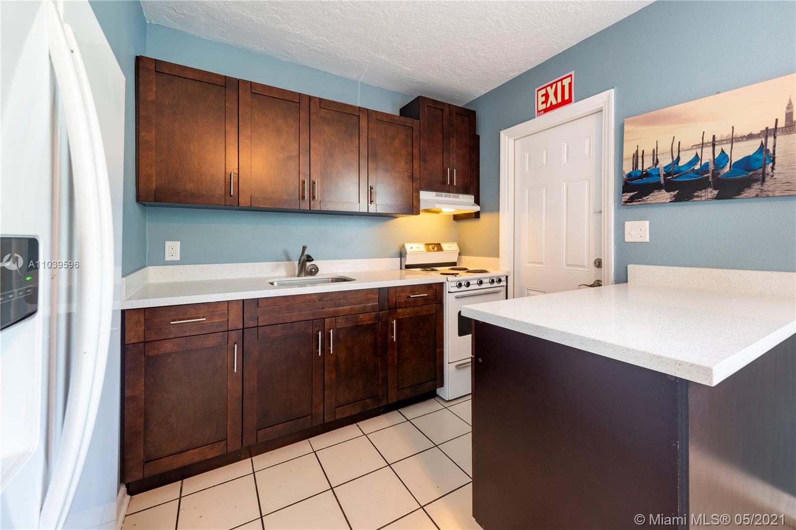 See details / 2485 sq. ft. $ 2021-05-09 0 Photo