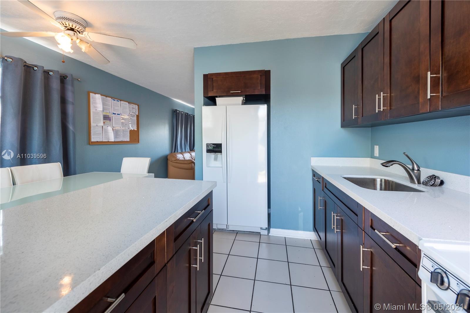 See details / 2485 sq. ft. $ 2021-05-09 0 Photo