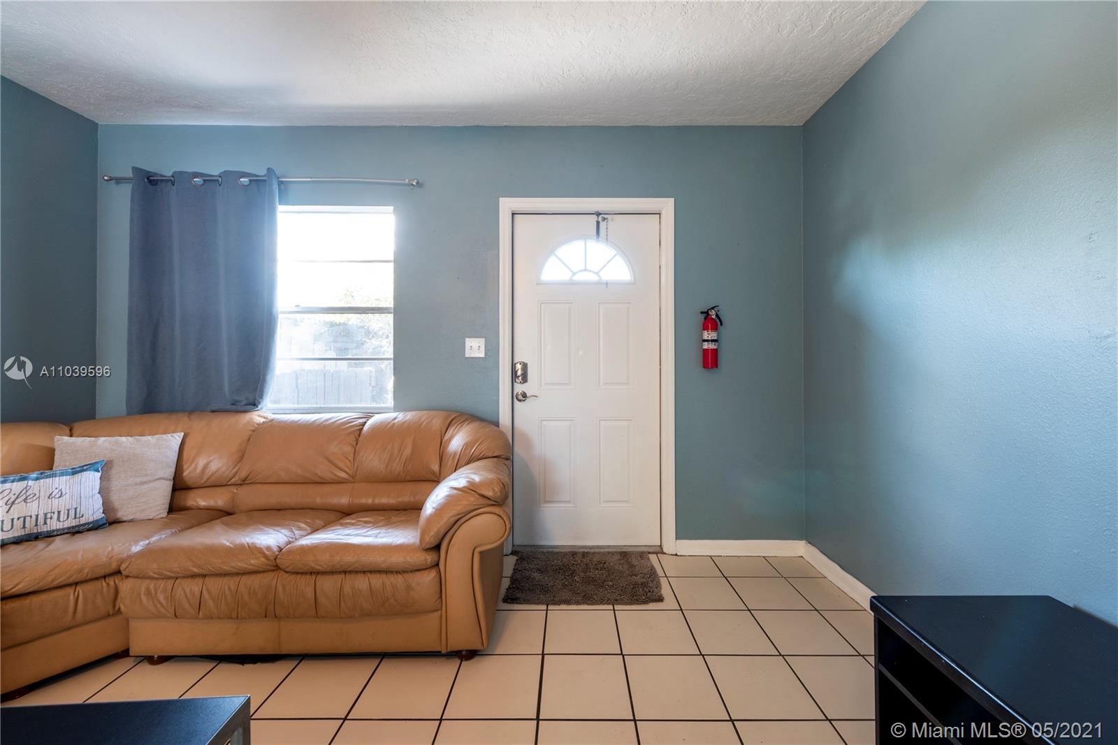 See details / 2485 sq. ft. $ 2021-05-09 0 Photo