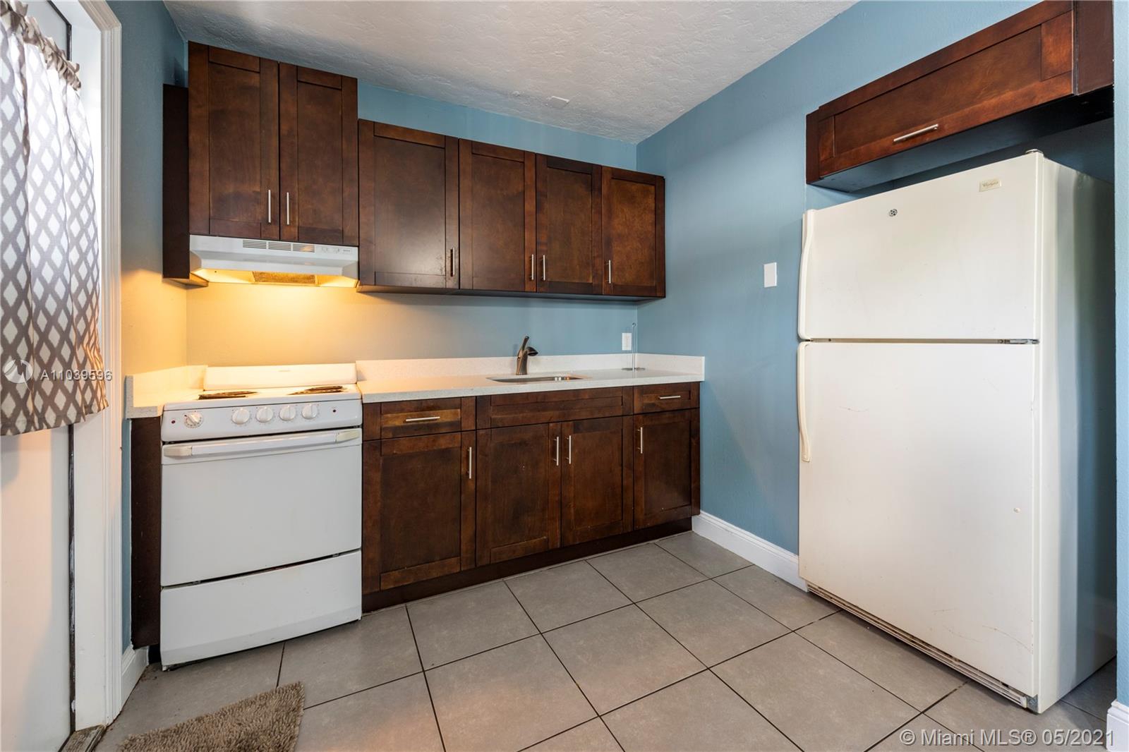See details / 2485 sq. ft. $ 2021-05-09 0 Photo
