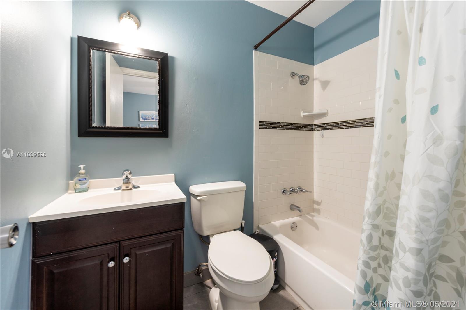 See details / 2485 sq. ft. $ 2021-05-09 0 Photo