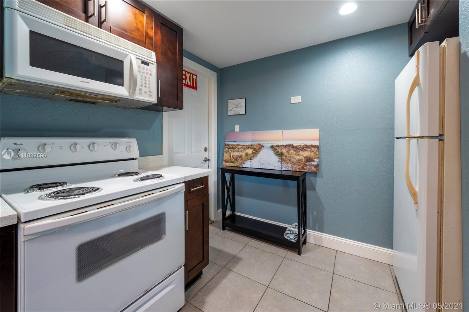 See details / 2485 sq. ft. $ 2021-05-09 0 Photo