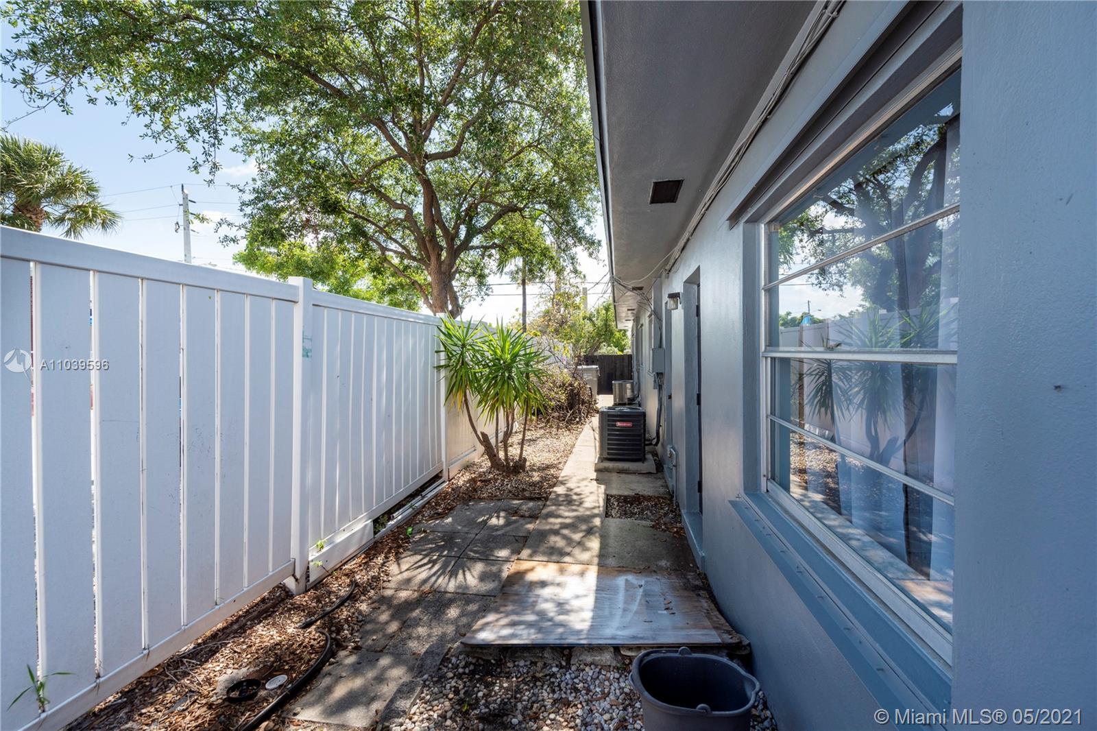 See details / 2485 sq. ft. $ 2021-05-09 0 Photo