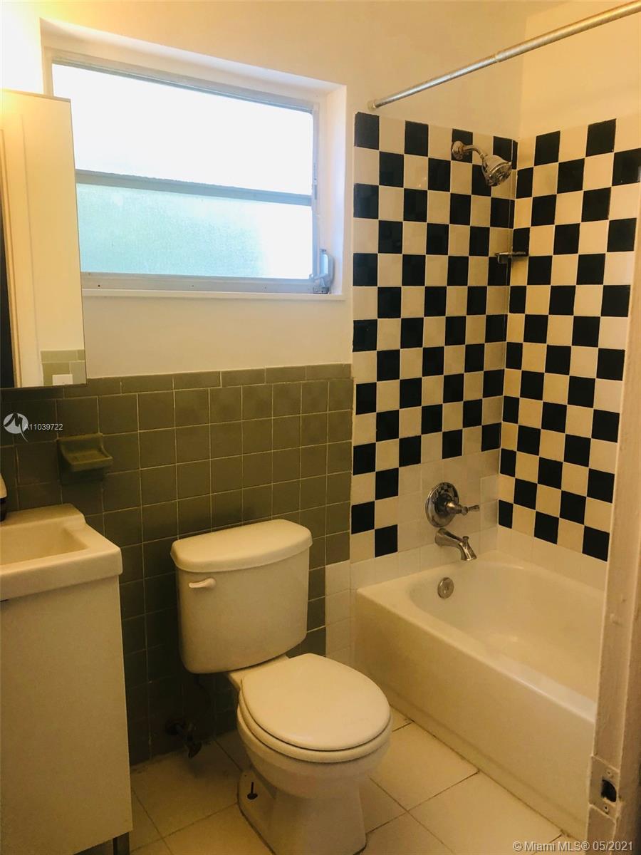 See details / 3844 sq. ft. $ 2021-06-07 0 Photo