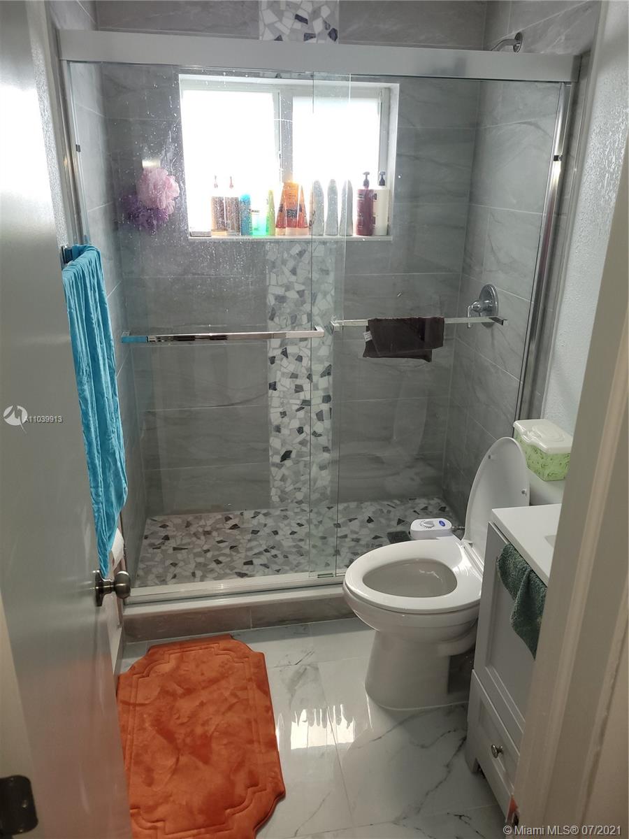 See details / 1080 sq. ft. $ 2022-02-17 0 Photo