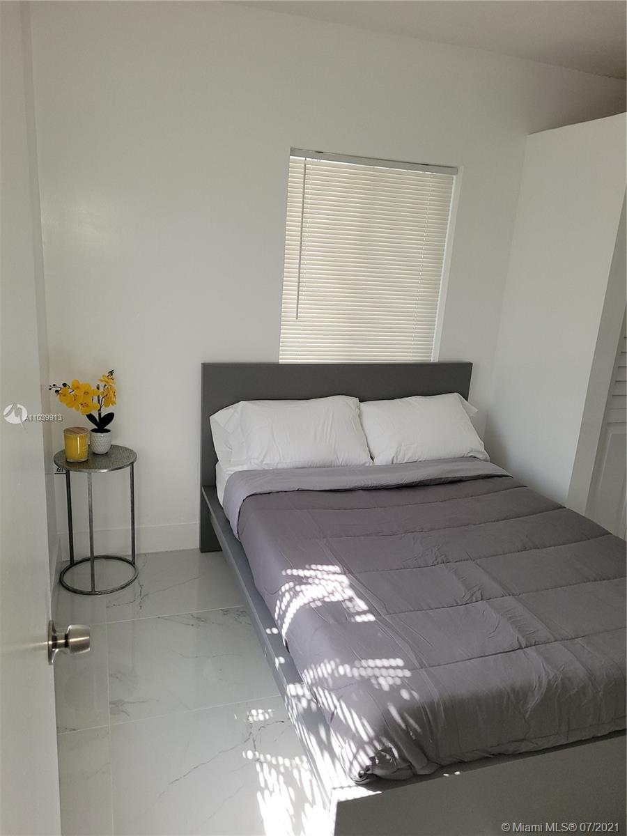 See details / 1080 sq. ft. $ 2022-02-17 0 Photo
