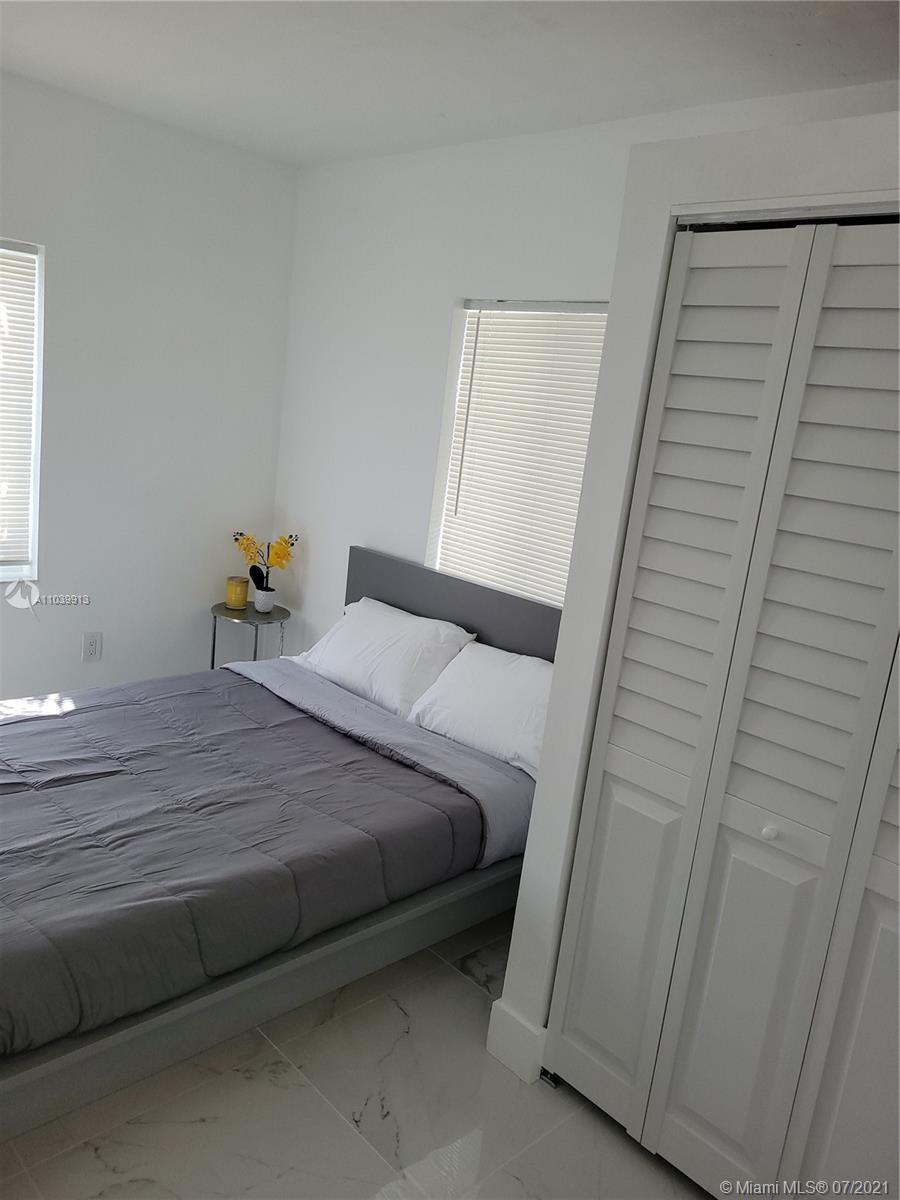 See details / 1080 sq. ft. $ 2022-02-17 0 Photo