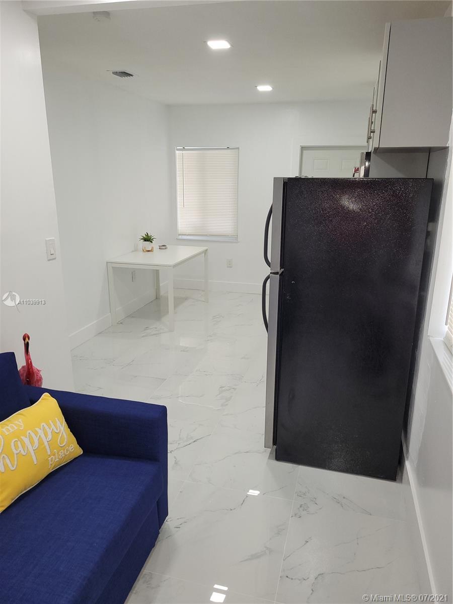 See details / 1080 sq. ft. $ 2022-02-17 0 Photo