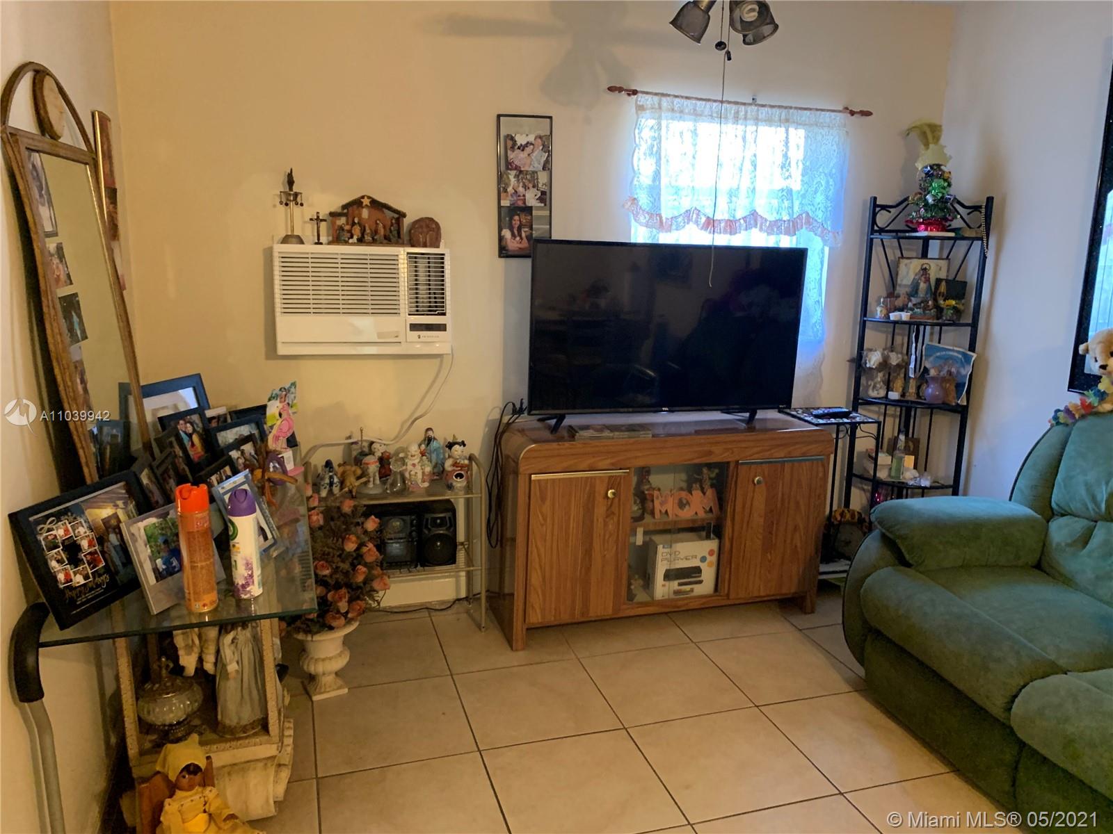 See details / sq. ft. $ 2021-05-10 0 Photo