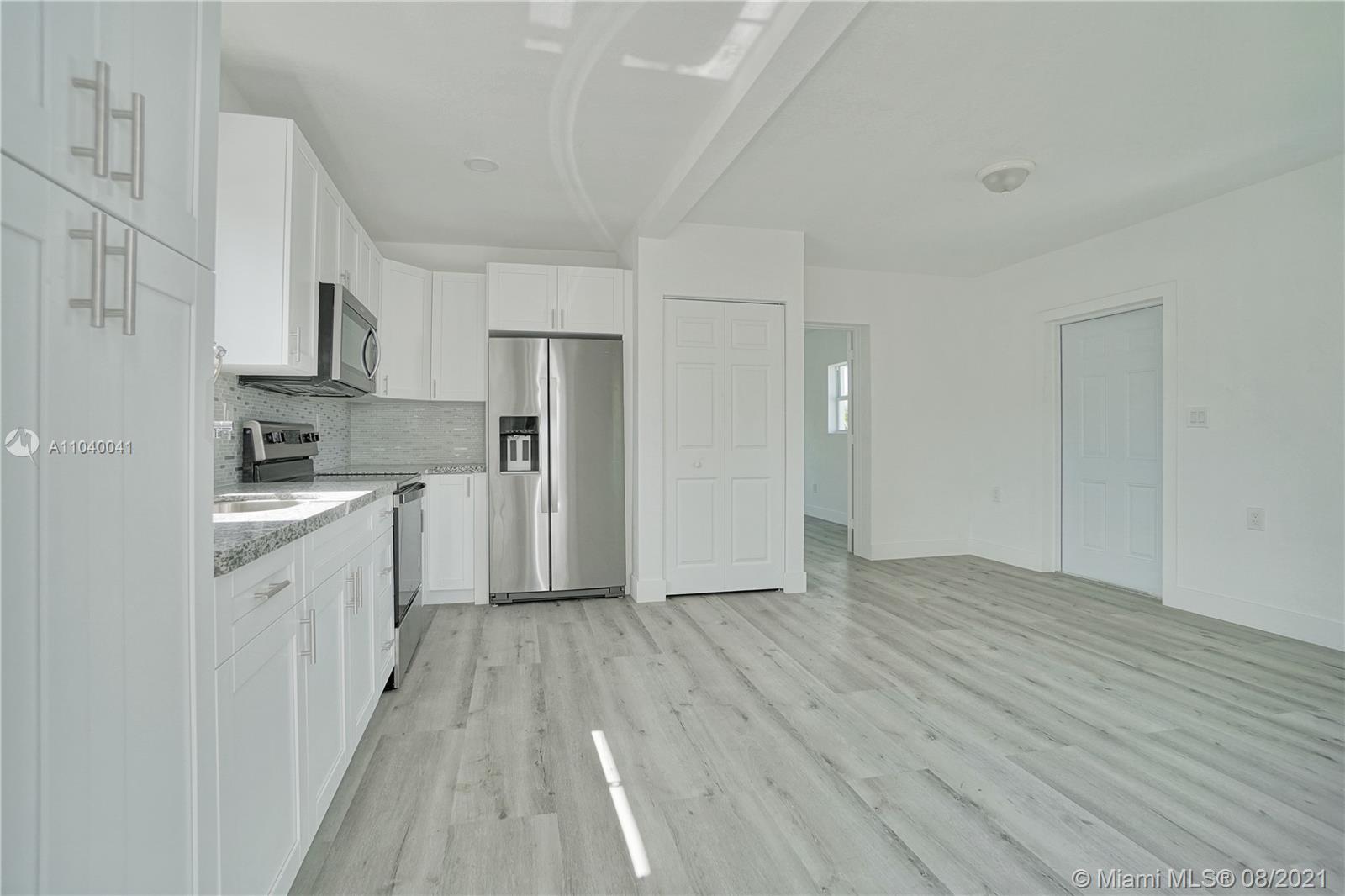 See details / 1999 sq. ft. $ 2021-05-10 0 Photo