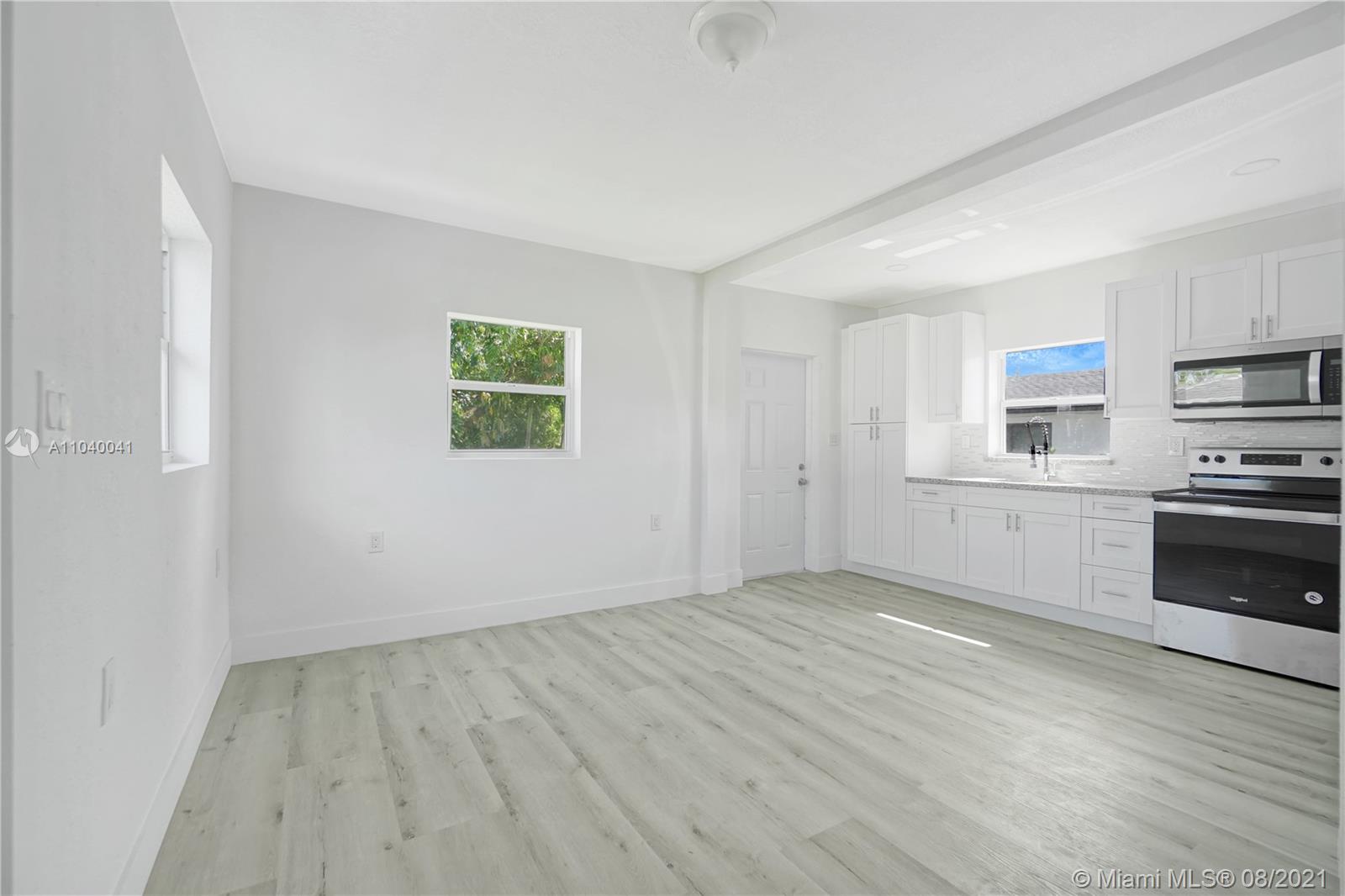 See details / 1999 sq. ft. $ 2021-05-10 0 Photo